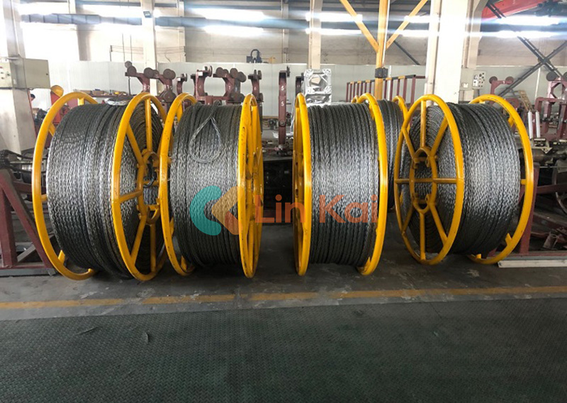 Ekspor Peralatan Stringing Jalur Transmisi menyang Amerika Selatan